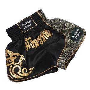 กางเกงชกมวยผ้าซาตินโพลีเอสเตอร์น้ำหนักเบา ระบายอากาศได้ดี 220 กรัม สำหรับทุกเพศ พร้อมบริการปักลายด้านหน้าตามสั่งแบบ OEM - Product Image 1