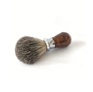 Poignée de brosse à raser en poils de blaireau à pointe argentée 20 mm – Outil de toilettage pour homme pour rasage humide - Product Image 4