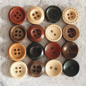 กระดุมไม้แฟนซีลดราคาสุดฮอตปี 2022 กระดุมไม้ธรรมชาติแบบเรโทร 2 รู 4 รู ทรงกลม ซักได้ - Product Image 1