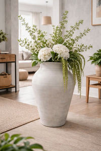 Maceta de Cemento Ecológica y Duradera con Diseño Minimalista de Patrón Cuadrado Acanalado Alto - Product Image 4