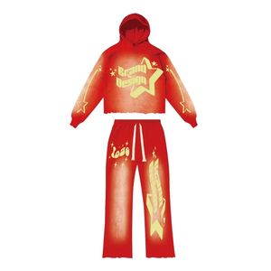 Conjunto de Sudadera con Capucha Roja Personalizada Estilo Vintage Lavado y Pantalones Acampanados, Traje Deportivo Gráfico de Dos Piezas con Efecto Desgastado por el Sol - Product Image 6