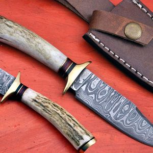 Couteau de chasse à lame fixe en acier Damas fait main, manche en bois de cerf, pointe tombante - Product Image 3