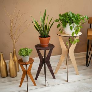 Supports à fleurs modernes en teck avec pieds en X pour l'affichage de plantes d'intérieur, design antique, finition naturelle, écologiques, capacité 20L - Product Image 1