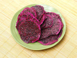 Pitaya Roja Suave y Seca |   Pitaya Seca Suave |   Rodajas de Pitaya Saludables |   Delicia Natural de Pitaya de Vietnam - Product Image 3