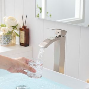 Rubinetto Moderno Monocomando per Bagno, Finitura Nichel Spazzolato, Rubinetto Monoforo per Lavabo o Mobile Bagno - Product Image 4