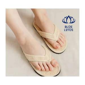 FAVORIS DES CLIENTS 2026 Pantoufles de bain en loofah, sandales en fibres végétales pour massage des pieds et usage quotidien - Product Image 1