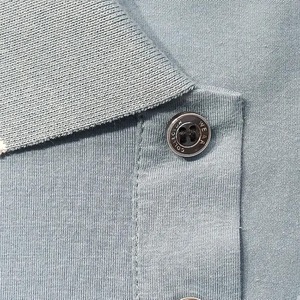 เสื้อโปโลผู้ชายลายทางถักแขนสั้นลำลองมีกระเป๋าสีเทา - Product Image 4