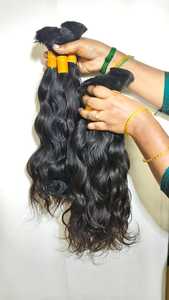 Raw Indian Virgin Remy Single Donor Machine Paquete de cabello sin procesar de doble trama Extensiones de cabello de templo alineado con cutícula rizada - Product Image 4
