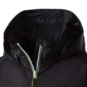 Chaqueta Cortavientos Larga para Mujer, Estilo Gabardina, con Capucha, Elegante, Ligera y Moderna - Product Image 3