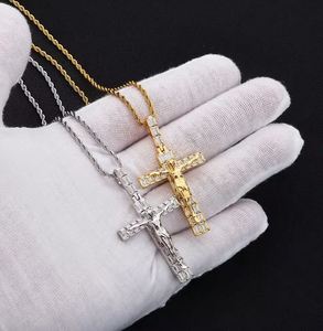 Collar con Colgante de Cruz de Jesús con Circonitas Cúbicas en Corte Baguette, Joyería Religiosa Hip Hop para Hombre - Product Image 3