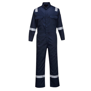 Breathable Flame Retardant <b>Waterproof</b> Workwear Suit Personal Protective Painting Disposable Coverall Safety Clothing for Men - Product Image 1