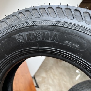 ยางรถบรรทุกขนาดเล็ก KUMA K701 รุ่นขายดี 5.50-12 5.50-13 6.00-14 7.00-15 7.50-16 ยางใหม่ทำจากยางธรรมชาติ สีดำ รับประกัน 1 ปี - Product Image 4