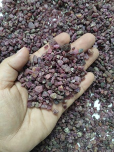 Lote de 12 Turmalinas Púrpuras Naturales en Bruto para Joyería - Product Image 4
