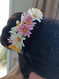 หวีผมดอกไม้ดินเผาทำมือสุดหรู |   เครื่องประดับผมดอกไม้แบบไทย |   เครื่องประดับผมทรงบันสำหรับเจ้าสาวสุดหรู - Product Image 5