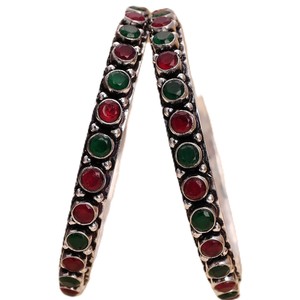 Trade Assurance <b>Oxidized</b> Antique Silver-Plated Bangles Bezel Setting Artificial Red Green Stones Jewelry for Women Bulk Supplier - Product Image 1