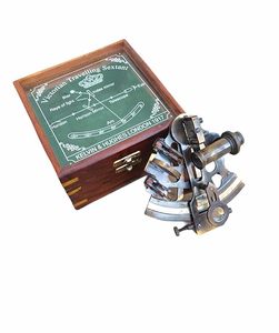 Sextante náutico de latón envejecido Kelvin & Hugs hecho a mano con patrón geométrico de 1917 con hermosa caja de madera - Tamaño 5 pulgadas - Product Image 3