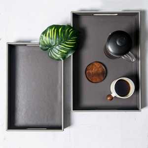 Plateau de service en similicuir avec logo personnalisé, plateaux décoratifs en similicuir pour apéritifs, plateau de présentation en bois naturel MDF et similicuir - Product Image 5