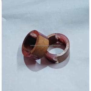 Servilleteros de madera de geometría mixta | Soportes modernos inspirados en hexágono y triángulo para decoración de mesa de comedor contemporánea - Product Image 3