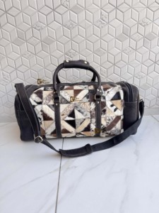 Bolsa de Viaje de Cuero Vacuno de Diseño Exclusivo 2026, Bolsa Hecha a Mano, Unisex, Multiusos, Tamaño Grande - Product Image 3