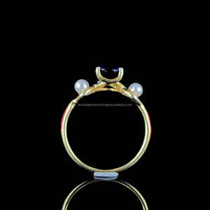 แหวนหมั้นชุบทอง10K & 14K สีเหลืองล้วนพร้อม3ct ทรงกลมเพชรโมอิสซาไนต์และแหวนแต่งงานประดับเพชรมุกธรรมชาติ - Product Image 5