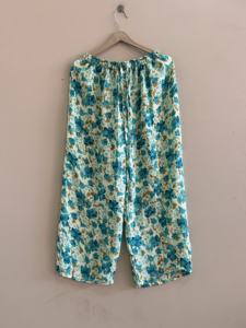 Pantalon Harem en Polysilk Imprimé Banjara, Pantalon en Soie pour Femmes, Pantalon de Détente Confortable, Pantalon de Pyjama - Product Image 1