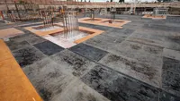 Système de coffrage moderne en acier coloré réglable pour dalles, solution réutilisable pour panneaux de table, pour le renforcement du béton des sols et des murs