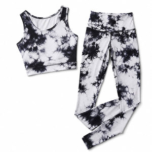 Ensemble de yoga 2 pièces pour femme, tie-dye, legging taille haute, crop top dos nageur à col rond, longueur intégrale, en spandex et polyester côtelé - Product Image 1