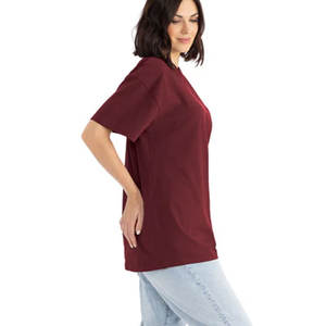 Camiseta de Mujer de Corte Regular con Diseño Personalizado y Logotipo, 100% Algodón, Calidad Personalizada con Logotipo, Color Sólido, Camisetas Lisas - Product Image 3