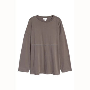 Camiseta de patinadora de algodón de manga larga para mujer personalizada con aberturas laterales - Product Image 5