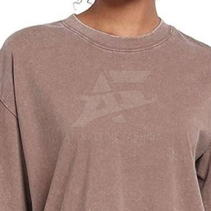 T-shirt moderne pour femmes, effet délavé, en coton doux, design léger, pour un style décontracté et urbain - Product Image 6