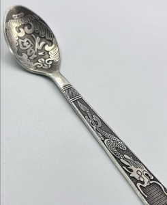 Juego de cubiertos de lujo de acero inoxidable grabado con doble cabeza, cuchillo, tenedor y cuchara, cuchillo para carne y cuchara para postre con diseño de dragón - Product Image 1