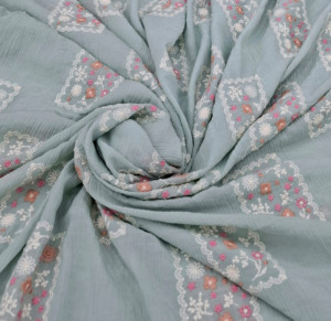Tela de encaje floral de malla de georgette de calidad exportación con bordado maltado premium para vestidos de novia y prendas de ocasión. - Product Image 4