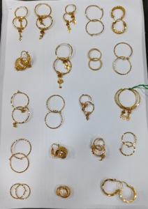 Pendientes de Aro BALI de Oro Sólido de 22K con Dijes para Mujer - Joyería Fina Certificada BIS para Bodas, Fiestas y Uso Diario - Product Image 4