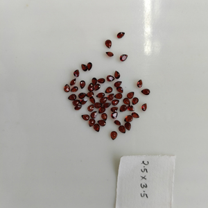Granate Rojo Natural de 3.5x2.5MM, Corte Pera, Gema Suelta de la Mejor Calidad para Joyería - Product Image 2
