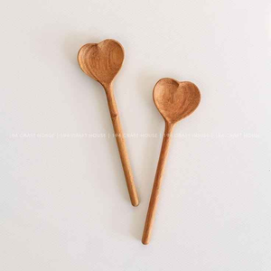 ช้อนไม้ทำอาหาร อุปกรณ์ครัวไม้ธรรมชาติ ช้อนและตะหลิวไม้สักจากบริษัท Blossom Crafts India - Product Image 3