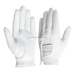 Gants de golf à forte adhérence avec construction en microfibre douce, conception performante pour toutes les conditions météorologiques pour un swing stable et un ajustement confortable - Product Image 2