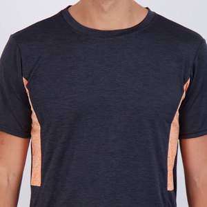 T-shirts respirants, légers, anti-plis, personnalisés OEM pour hommes, en polyester/coton, à manches courtes, coupe classique, surdimensionnés - Product Image 4