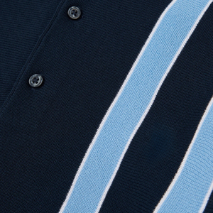 Polo a Rayas para Hombre, Manga Corta, Tejido Suave, Cuello Camisero, Rayas Verticales Intensas, Estilo Casual Moderno, Colores Personalizados, Venta al por Mayor, OEM, ODM - Product Image 6