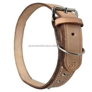 Collar de cuero para mascotas de alta calidad, proveedor indio, OEM, ODM, piel de vaca duradera con remaches redondos, accesorios para mascotas para perros medianos - Product Image 1