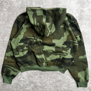 Sudadera con Capucha Corta Estampada Gótica Morada, Oversize, Unisex, de Algodón French Terry, Estilo Urbano, con Bolsillo y Diseño con Capucha - Product Image 6