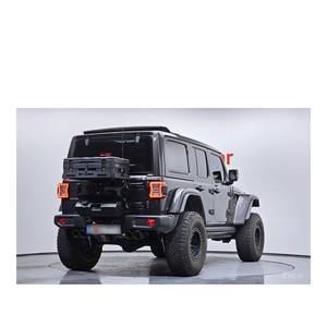 Jeep Wrangler 2.0 Rubicon 2023, SUV de 4 Puertas con Techo Eléctrico, Caja de Cambios Automática, Volante a la Izquierda, Asientos de Tela, Cámara Trasera, 75,873 km - Product Image 2