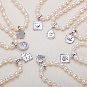 สร้อยคอเพชรดีไซน์เรโทรสุดหรูสำหรับผู้หญิง สไตล์เรียบง่าย สร้อยคอประดับกระดูกไหปลาร้า จี้โลหะเย็นสไตล์ฮวงจุ้ย - Product Image 2