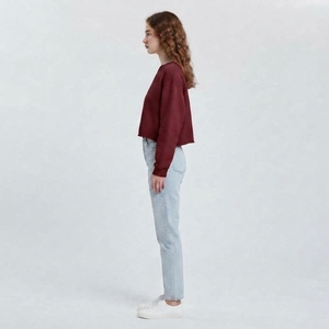 Sudadera Corta de Moda para Mujer, Manga Larga, Cuello Redondo, Informal, Cómoda, de Tela Suave, Ropa Personalizada - Product Image 3