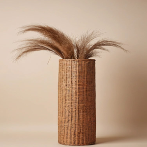 Vase à plantes en rotin tressé à base large et bombée pour les accents végétaux d'intérieur sur table, disponible à prix de gros. - Product Image 2