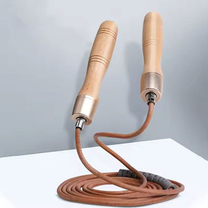 Cuerda de Saltar de Alta Calidad con Mango de Madera, Duradera y de Longitud Ajustable para Ejercicio en Casa y Gimnasio - Product Image 3