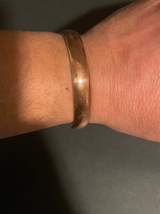 Bracelet manchette bombé en cuivre pur fait main, en métal massif, bijou de guérison demi-rond en cuivre pour hommes et femmes, OEM simple - Product Image 6
