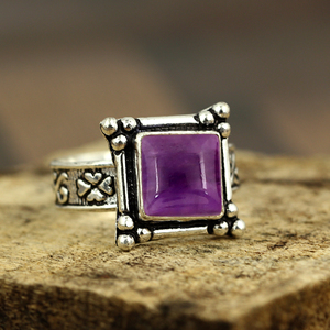 Bague carrée Gourik en argent 925 avec améthyste violette véritable, oxydée, faite à la main, style antique, bijou gitan, cadeau - Product Image 3