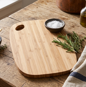 Planche à découper élégante et artisanale en bambou moderne, résistante au lave-vaisselle, pour la viande, le pain, la pizza, en bois d'acacia - Product Image 1