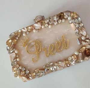 Elegante Bolso de Mano de Resina Acrílica Hecho a Mano, Tipo Clutch, para Fiestas, Año Nuevo, Navidad, con Diseño Floral - Product Image 6