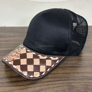 Casquettes de camionneur western artisanales en cuir travaillé à la main et à visière à carreaux, avec dos en maille réglable, patch en cuir de vache, design personnalisé - Product Image 4